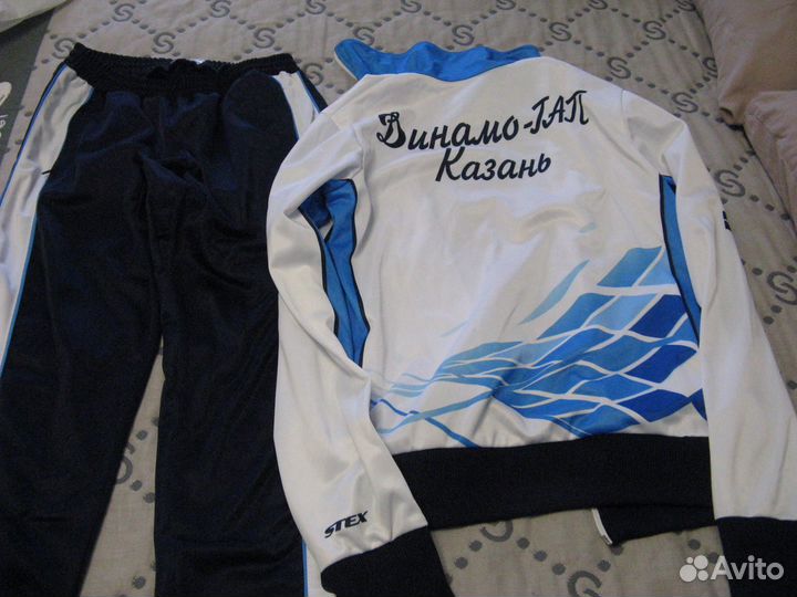 Спортивный костюм женский