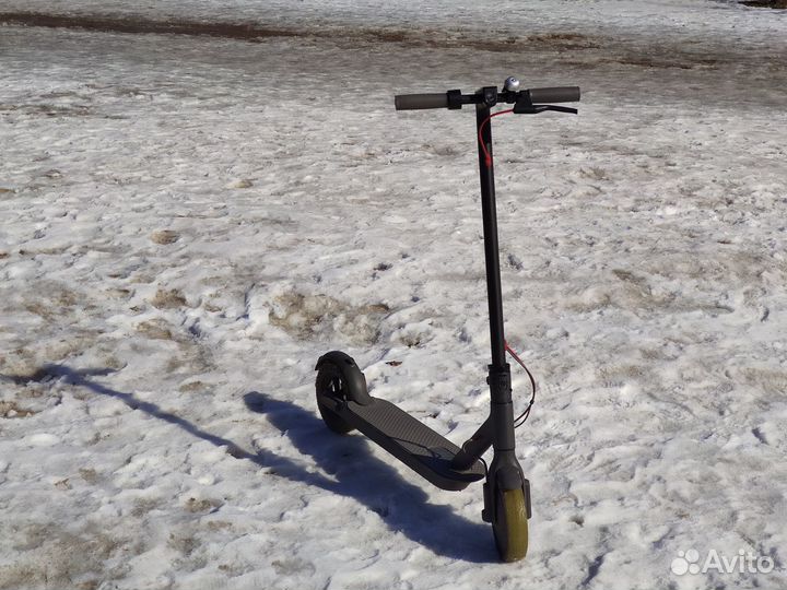 Xiaomi Mijia M365 Electric Scooter