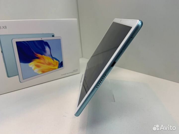 Планшет без SIM-карты Honor Pad X8 Wi-Fi 3/32 GB