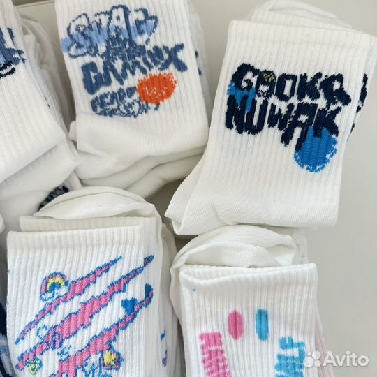 Носки белые женские с принтом
