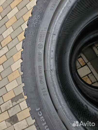 Continental ContiIceContact 225/50 R17 98T