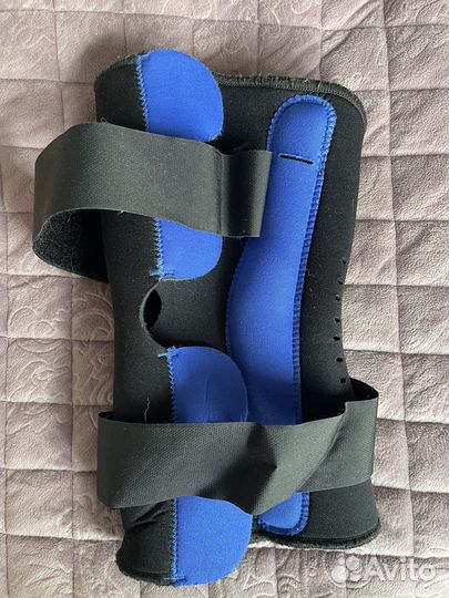 Коленный ортез