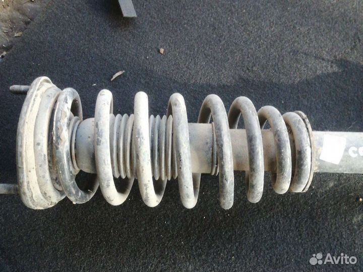 Стойка передняя правая\левая Hyundai Sonata 5