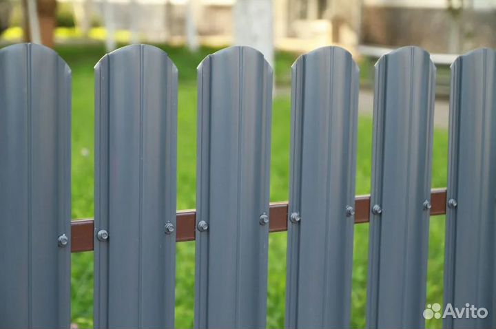 Штакетник металлический