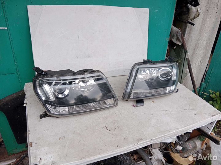 Фара правая левая Suzuki grand Vitara 2 Рестайлинг