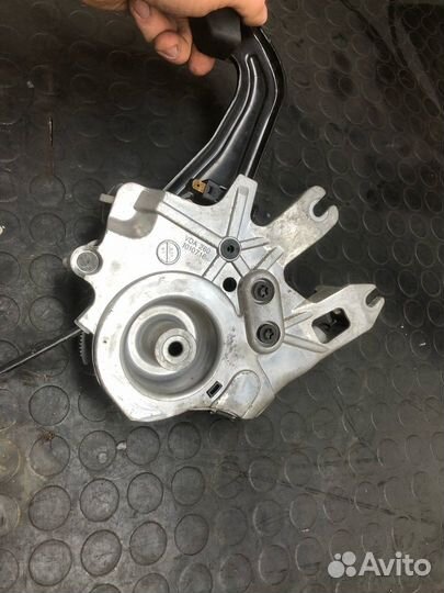 Педаль стояночного тормоза Mercedes GL164