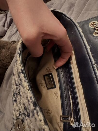 Сумка guess твидовая