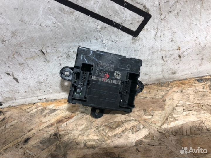 Блок комфорта задний правый Jaguar Xe 1 До Рестайл