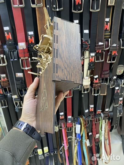 Коробка подарочная деревянная для ремня