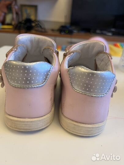 Ботинки демисезонные для девочки 22 размер