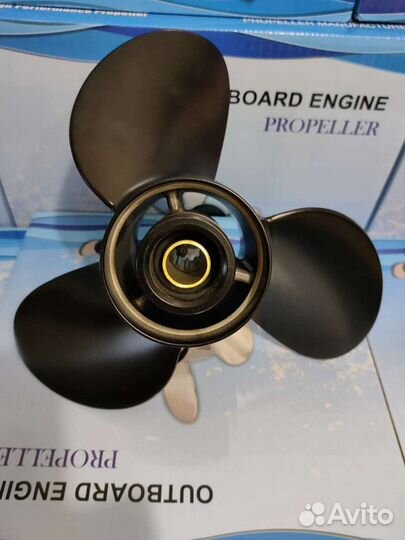 Винт на лодочный мотор Suzuki 30