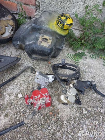 Рама, пластик на сузуки