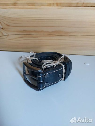 Мужской кожаный ремень
