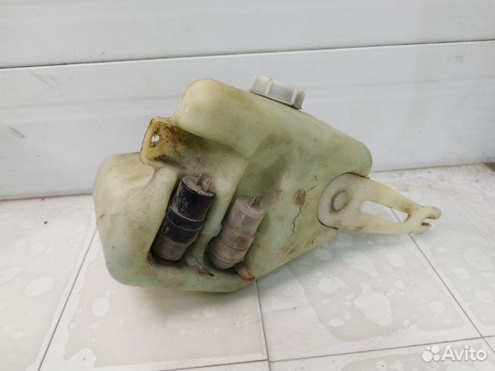 Бачок омывателя Лада Калина 1117 2010