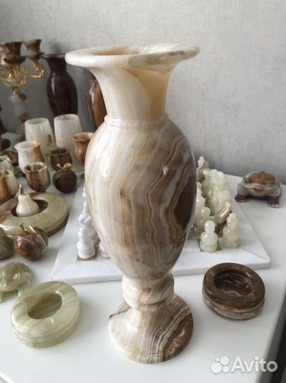 Ваза из оникса разных размеров