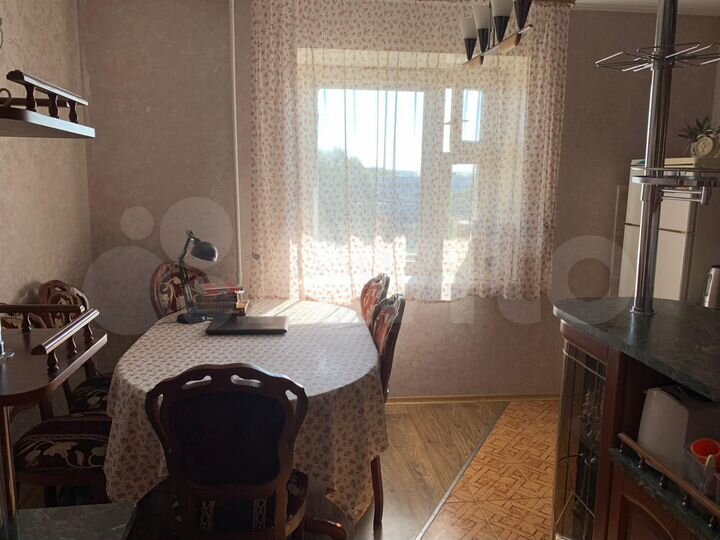 3-к. квартира, 94 м², 5/6 эт.