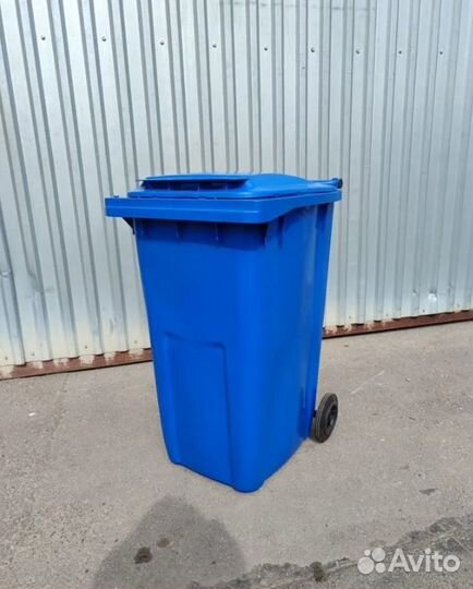 Мусорный контейнер