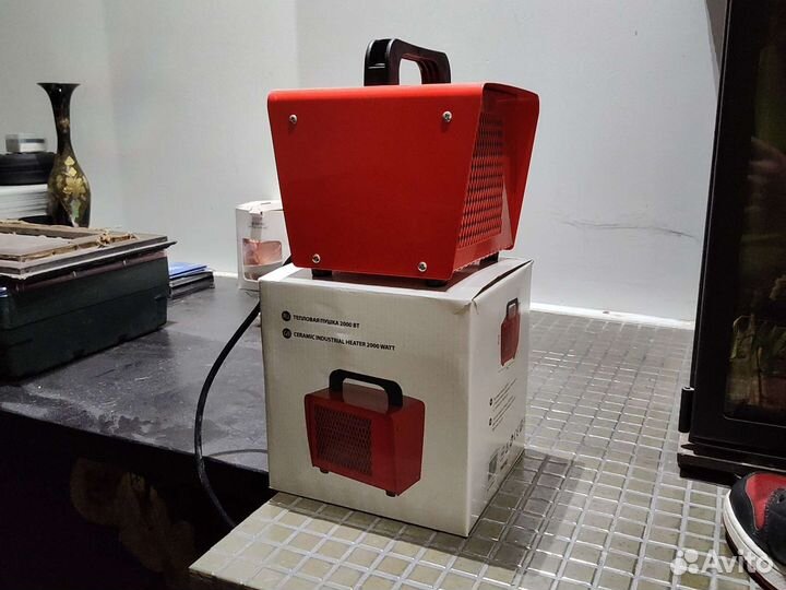 Тепловая пушка электрическая 2 кВт