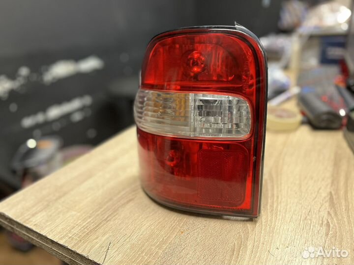 Фонарь задний левый Kia Sportage 1 после 1999