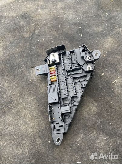 Блок предохранителей Bmw Е63 61146906588