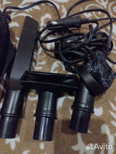 Автомобильный пылесос