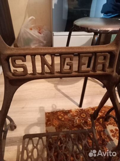 Станина от швейной машинки singer