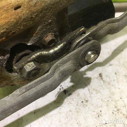 Трапеция стеклоочистителей Фольксваген Гольф 4 Б