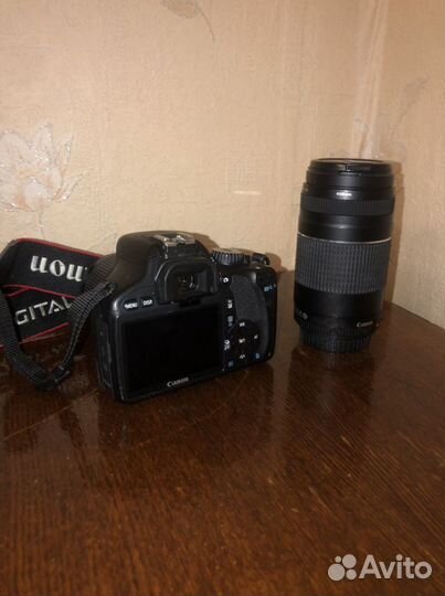 Зеркальный фотоаппарат