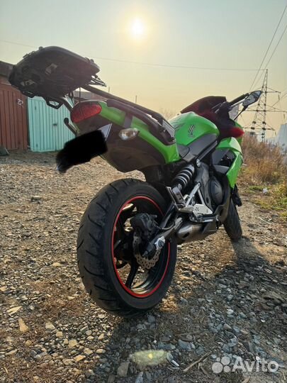 Kawasaki ninja 400 R 2010