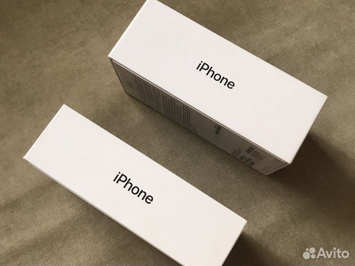 Телефон iPhone 7 коробка