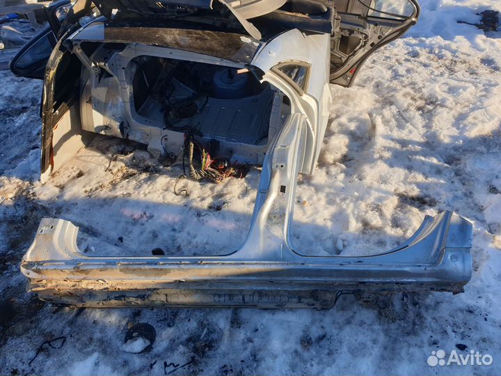 Порог левый со стойкой Audi A4 B6 Ауди А4 Б6 Сед