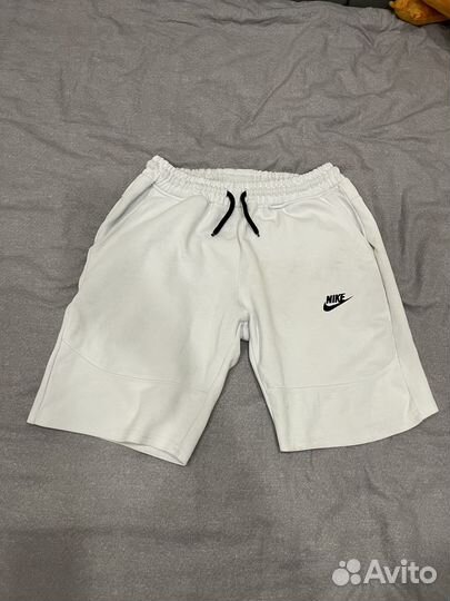 Шорты nike tech fleece