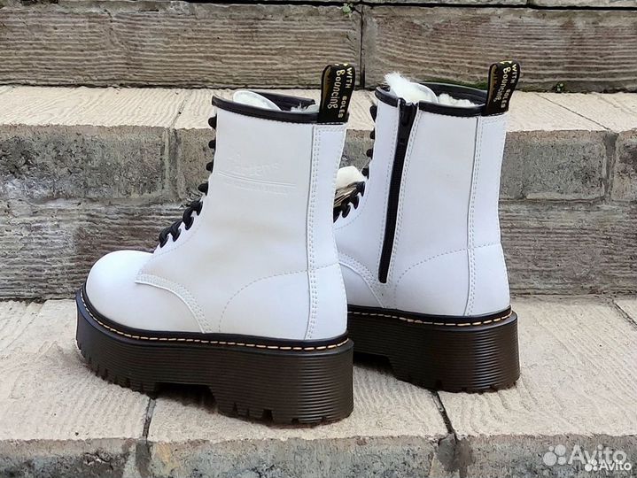 Зимние кожаные ботинки Dr. Martens c натурал мехом