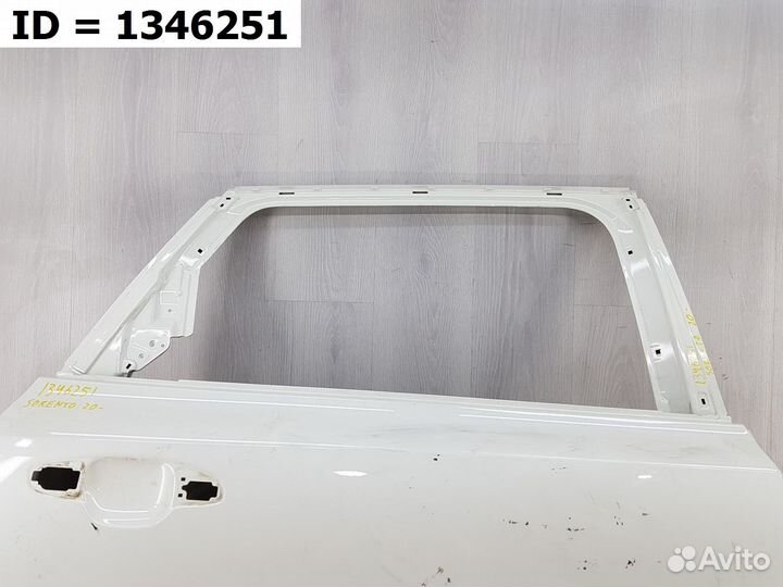 Дверь задняя правая Kia Sorento