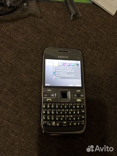 Nokia E72
