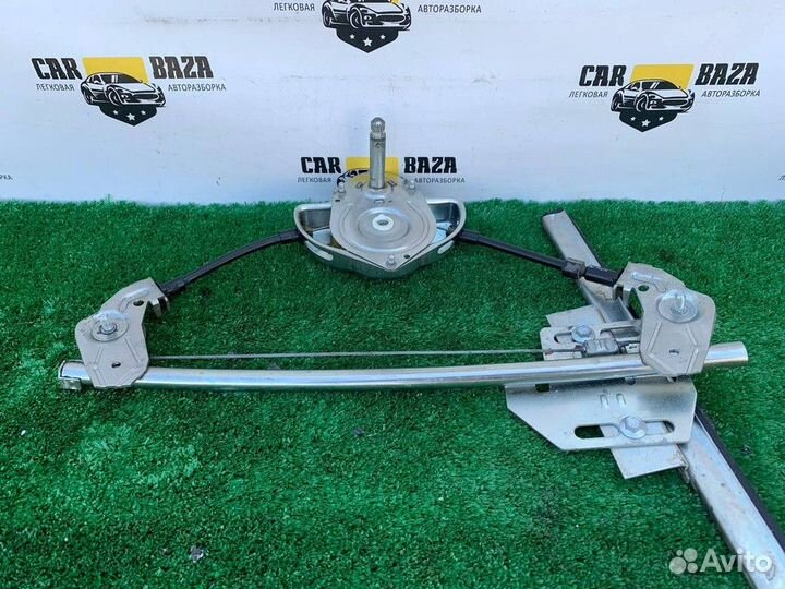 Стеклоподъемник задний правый R Chevrolet Niva