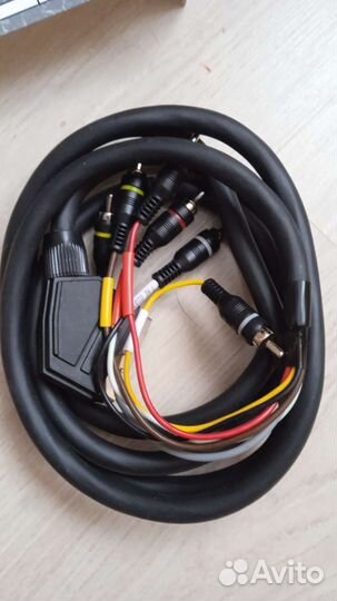 Аудио-видео-кабель vivanco VK 6RCA