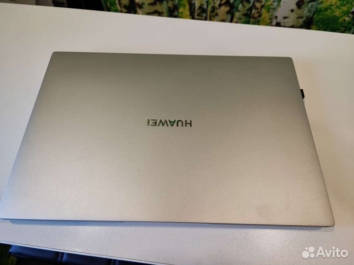 Huawei Matebook D 14