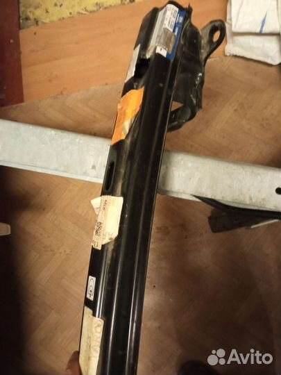 86530-1c300усилитель переднего бампера