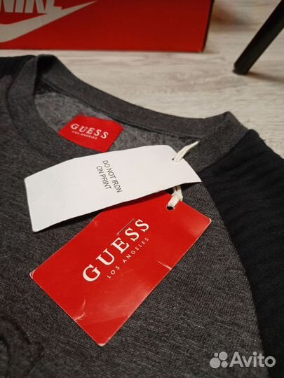 Свитшот Guess Оригинал Новый с бирками