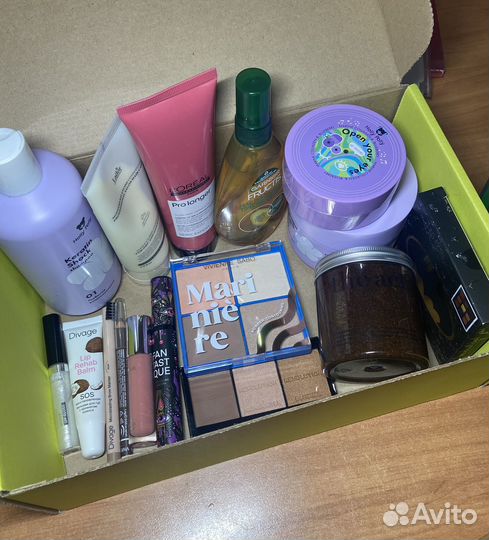 Набор косметики на 7тыс из Золотого Яблока