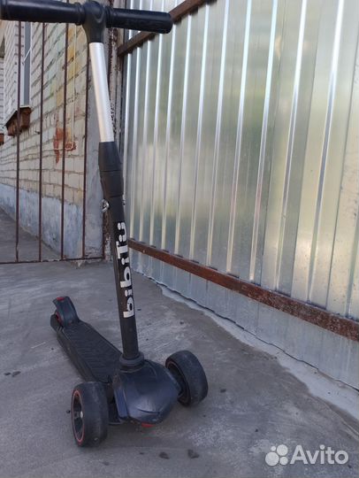 Самокат детский трехколесный scooter