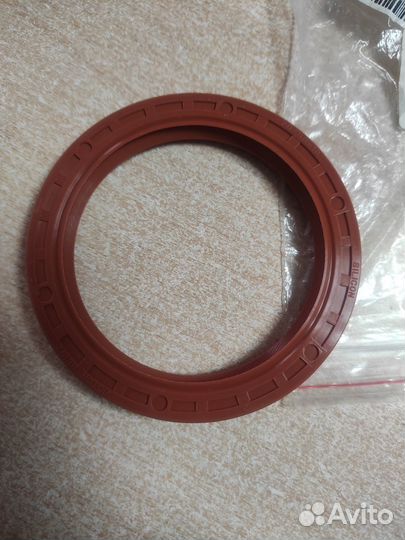 Сальник коленвала 70*90*10 LADA 2101-2106