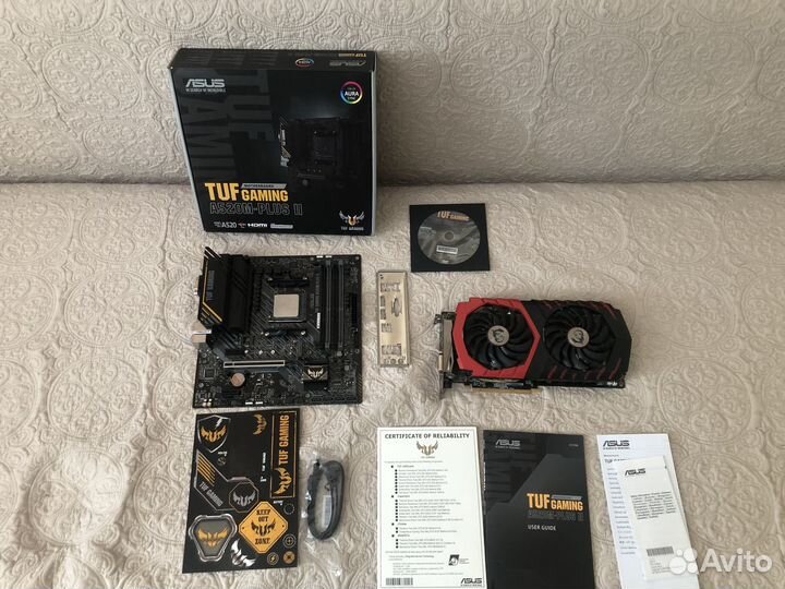 Материнская плата с процессором