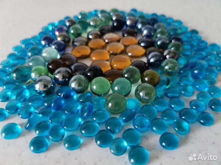 Стеклянные камни декоративные