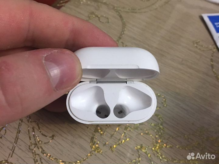 Кейс для Airpods оригинал