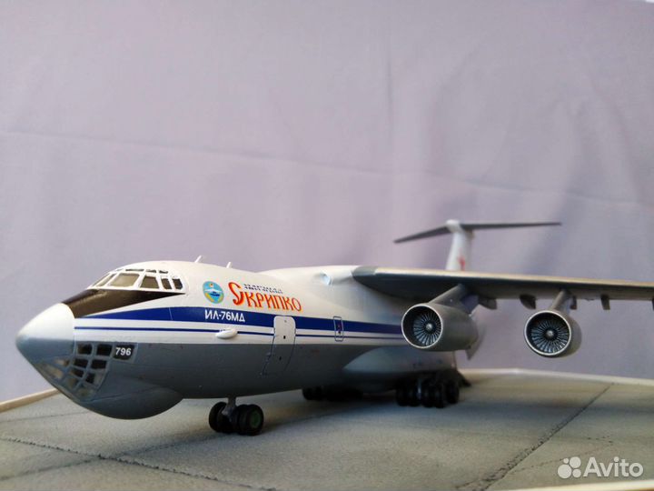 Модель самолета Ил-76 мд
