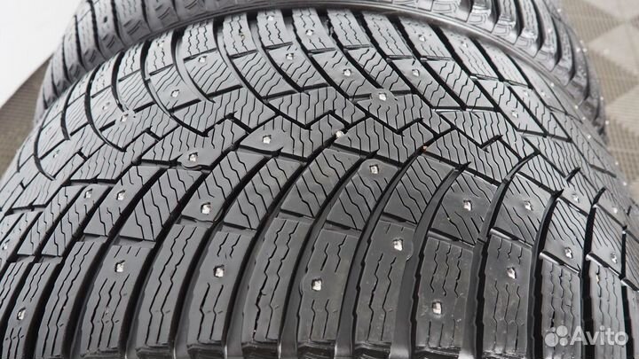 Pirelli Scorpion Ice Zero 2 285/40 R21 и 315/35 R21