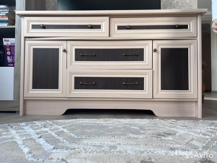 Комод под телевизор