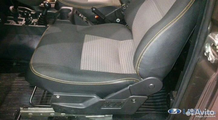 Комплект облицовки передних сидений 4х4